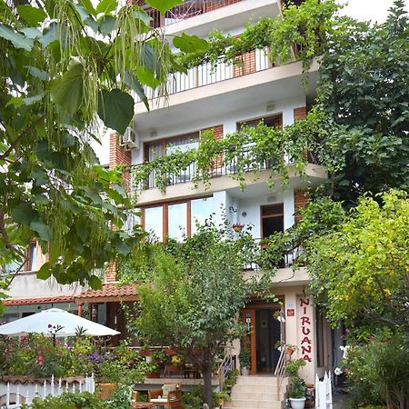 Nirvana Guest House ネセバル エクステリア 写真